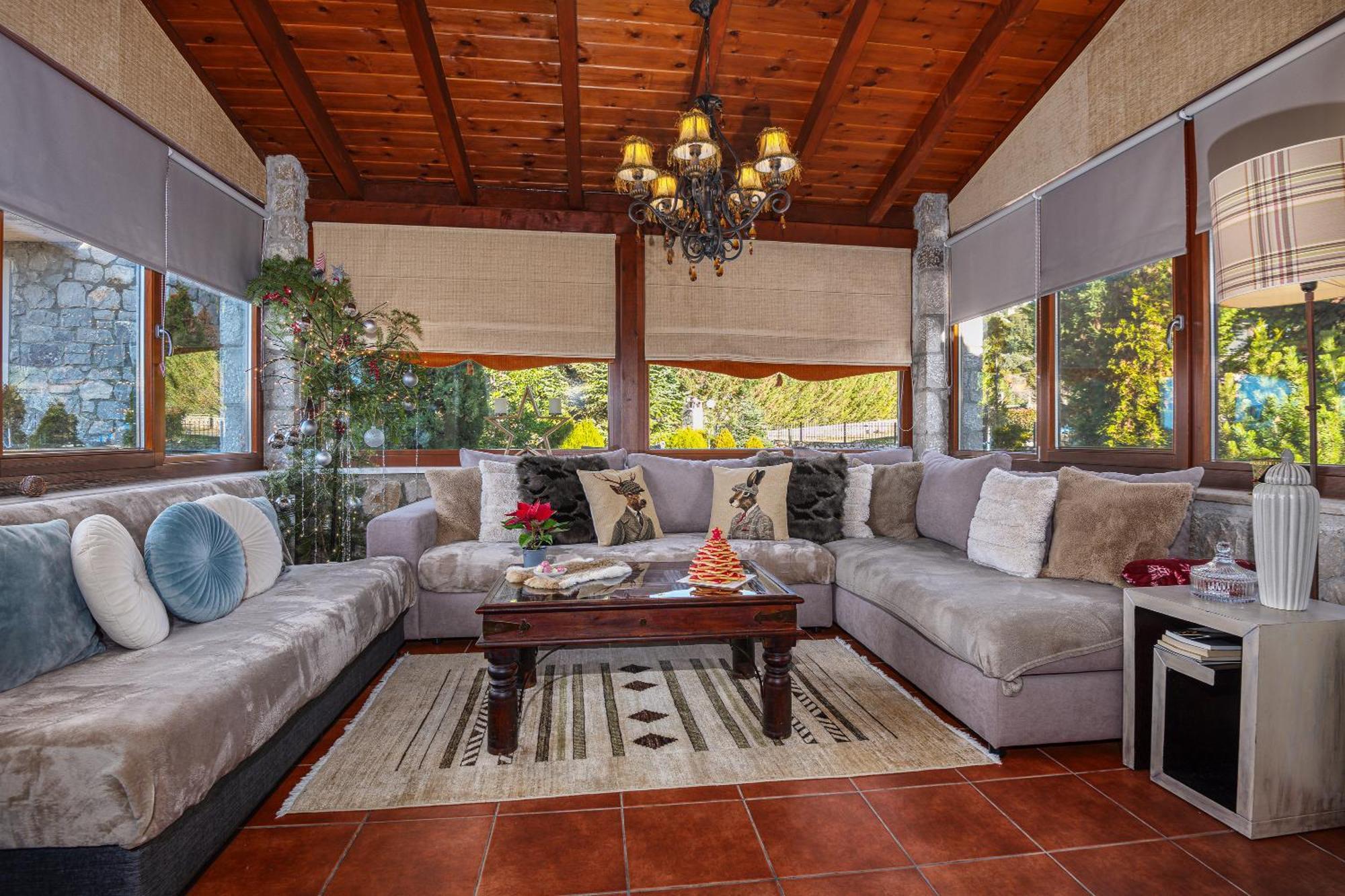 Livadi Cozy Villa 阿拉霍瓦 外观 照片